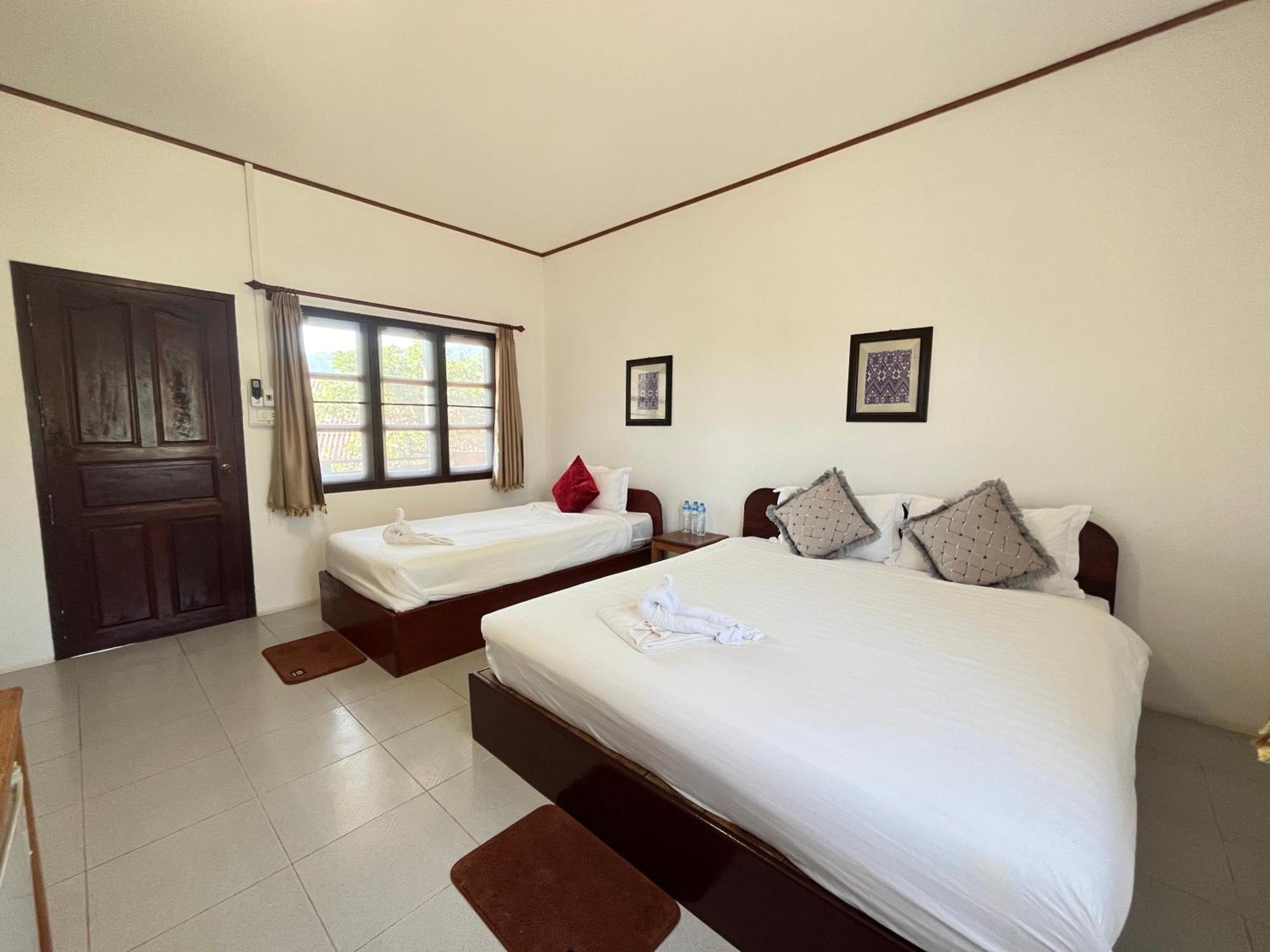 Sanhak Guesthouse 1 Ban Nahin-Nai Ngoại thất bức ảnh