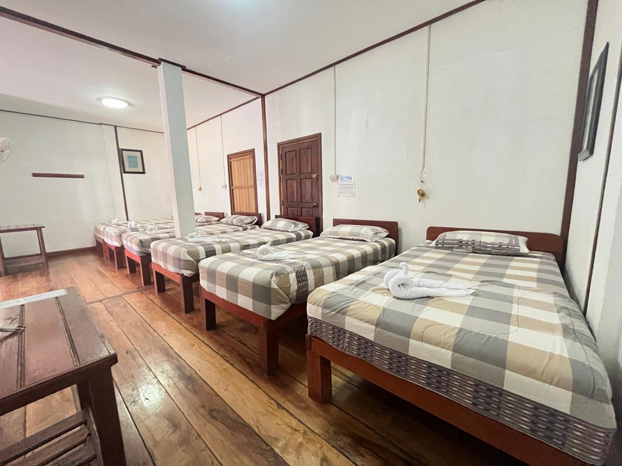 Sanhak Guesthouse 1 Ban Nahin-Nai Ngoại thất bức ảnh