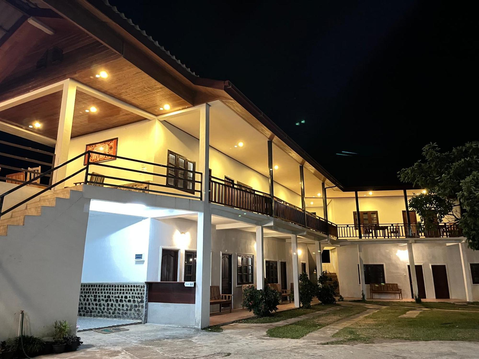 Sanhak Guesthouse 1 Ban Nahin-Nai Ngoại thất bức ảnh