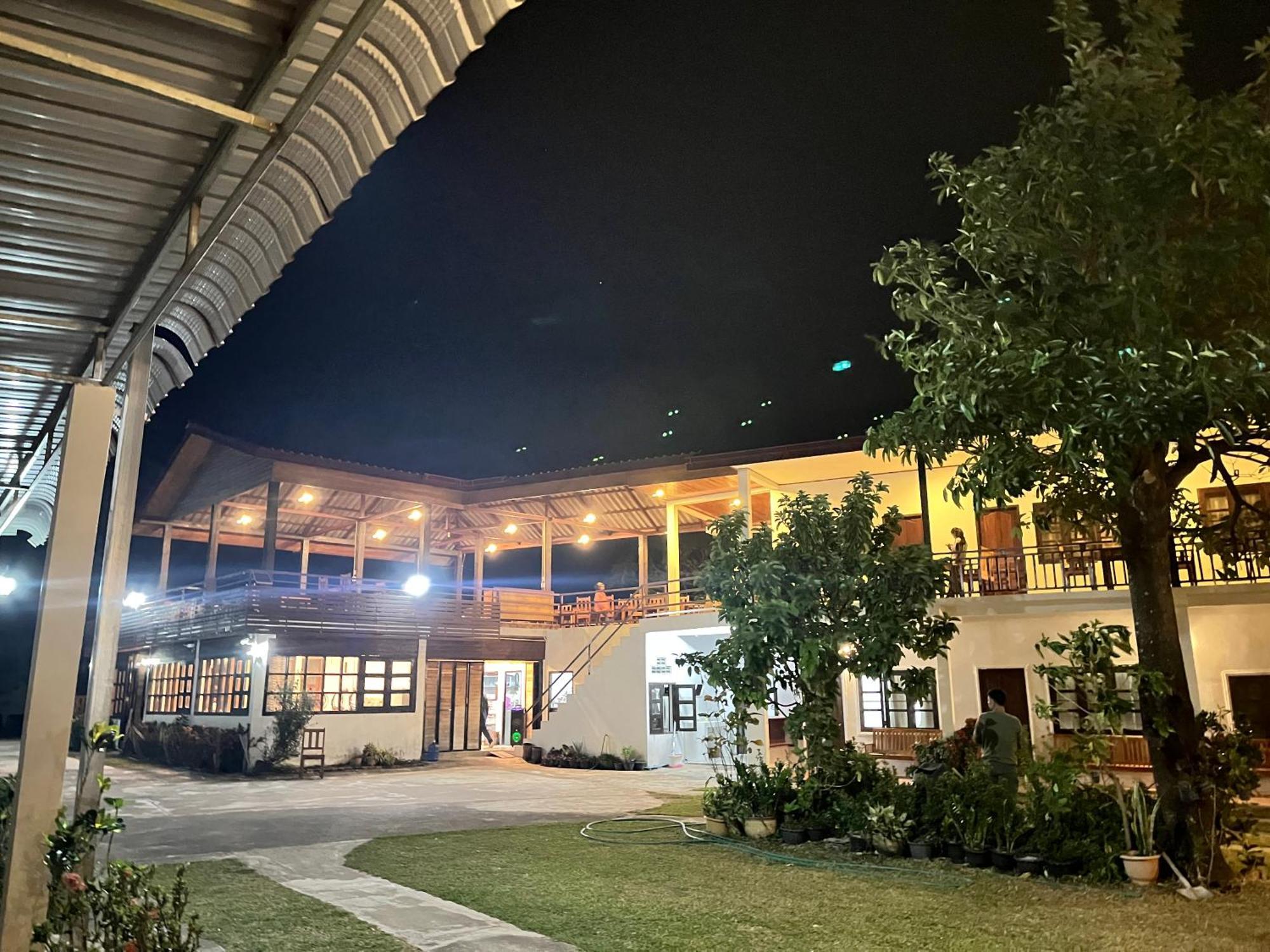 Sanhak Guesthouse 1 Ban Nahin-Nai Ngoại thất bức ảnh